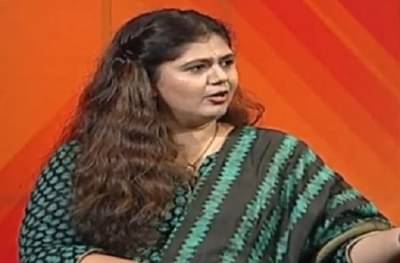 वंजारी आरक्षण : कायदेशीर बाबींसह योग्य वेळी बोलणार : पंकजा मुंडे