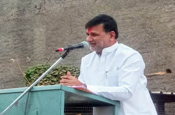 बीडची जागा मलाच, मुख्यमंत्र्यांनी शब्द दिलाय : विनायक मेटे