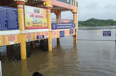 मराठवाड्यात नुसतीच भूरभूर, तरीही नदीला महापूर