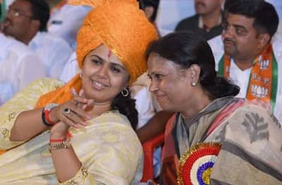 भाजप आमदार मोनिका राजळे यांना मोठा धक्का, स्वपक्षातूनच जोरदार विरोध