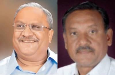 विधानसभा निवडणुकीच्या तोंडावर धुळे जिल्ह्यात काँग्रेसला खिंडार