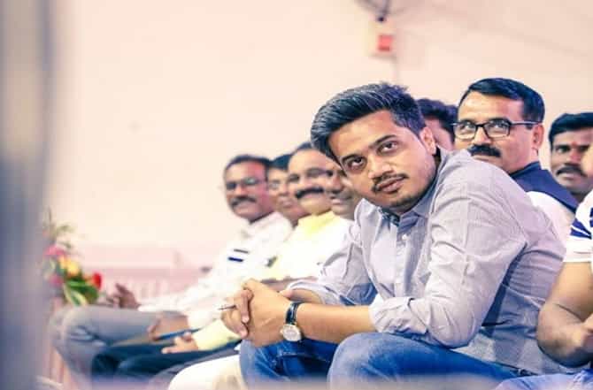 बाळासाहेब ठाकरे हयात असते तर..., रोहित पवारांची फेसबुक पोस्ट