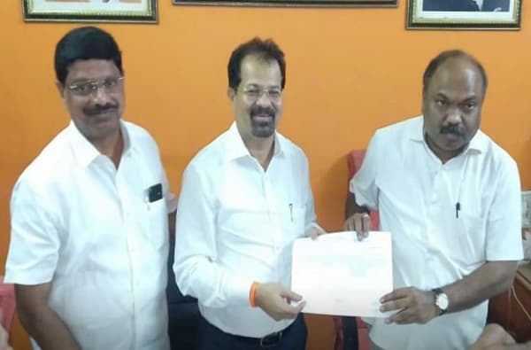 मातोश्रीच्या अंगणाचा तिढा सुटला, उद्धव ठाकरेंनी ठरवलं वांद्रे महापौरांचे!