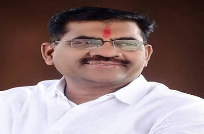 LIVE : सांगोल्यातील शेकाप नेते भाऊसाहेब रुपनर शिवसेनेच्या वाटेवर