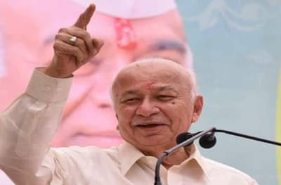 दोन्हीही पक्ष थकलेत, भविष्यात काँग्रेस-राष्ट्रवादी एक होईल : सुशीलकुमार शिंदे