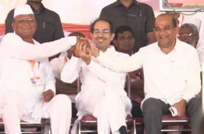 विखेंचा मोठा पेच सुटला, उद्धव ठाकरेंच्या उपस्थितीत कट्टर विरोधकाचं मनोमिलन