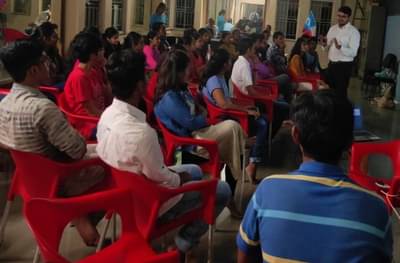 लग्न करताना जाती-धर्माचा विचार करणार नाही, हजारो तरुणांचा निर्धार