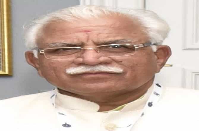 सोनिया गांधी मेलेल्या उंदरासारख्या, हरियाणाच्या मुख्यमंत्र्यांची जीभ घसरली