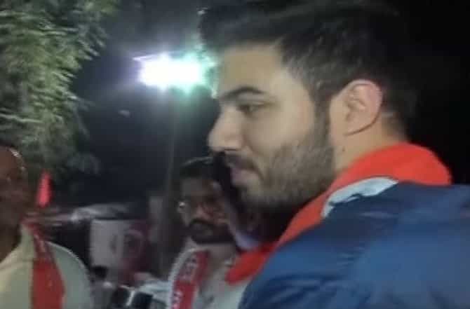 आदित्य ठाकरेंना महाराष्ट्राने कधीही पाहिलं नसेल, इतकं मताधिक्य मिळेल : तेजस ठाकरे