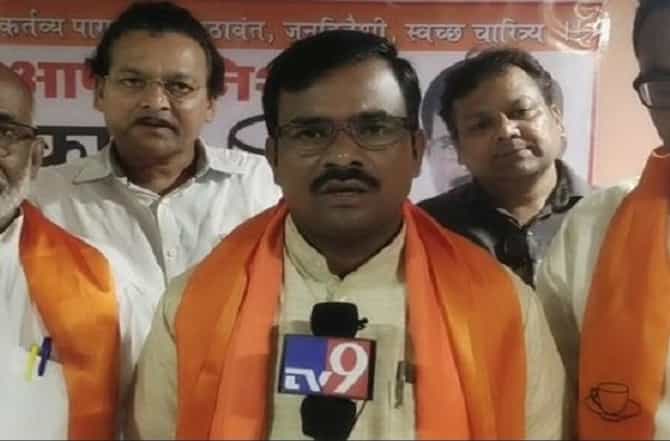 मुख्यमंत्र्यांसाठीच काम करणार, भाजप बंडखोराचा फडणवीस सरकारला पाठिंबा