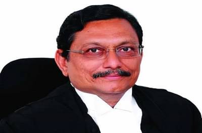 नागपूरचे सुपुत्र सरन्यायाधीशपदी, राष्ट्रपतींकडून न्यायमूर्ती शरद बोबडेंना शपथ