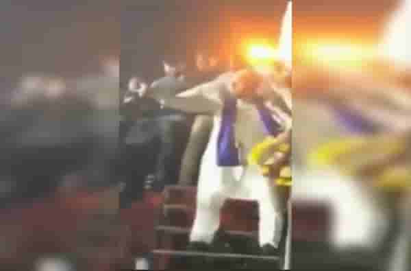 VIDEO: प्रचारादरम्यान असदुद्दीन ओवेसींचा जोरदार डान्स, व्हिडीओ व्हायरल