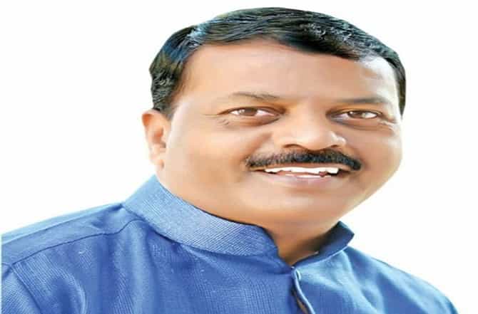 विधानसभेच्या निकालापूर्वीच विजयी मिरवणूक, राष्ट्रवादीच्या उमेदवारावर गुन्हा