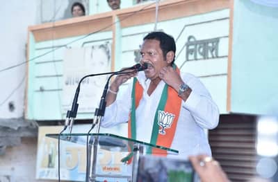 Nanded : मुजरा राजं... किंग ऑफ मिलियन हार्ट, उदयनराजेंना नांदेडच्या तरुणाने पाठवलं रक्तानं लिहिलेलं पत्र, व्यक्त केली अनोखी इच्छा!