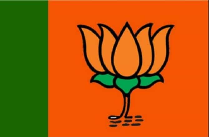 राज्यात कुचकामी सरकार, थोड्या नाही, संपूर्ण मंत्रिमंडळाची कपात करा : भाजप