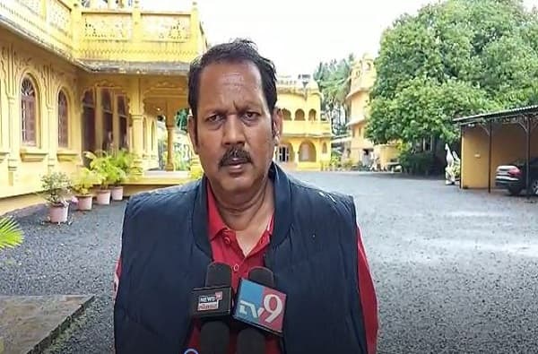 उदयनराजेंच्या जलमंदिर पॅलेसवर मविआ नेत्यांच्या भेटीगाठी, दोन दिवसात दोन बडे नेते भेटीला