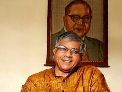 मुंबईच्या स्फोटाची खरी माहिती निघाली, तर काँग्रेसवरील उरला सुरला विश्वास‍ संपेल : प्रकाश आंबेडकर