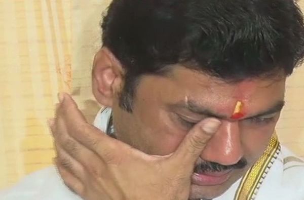 Dhananjay Munde Emotional 2