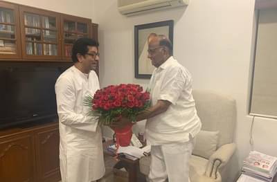 10 मिनिटांच्या चर्चेत मोठ्या घडामोडी, राज ठाकरे पुन्हा शरद पवारांना भेटणार!