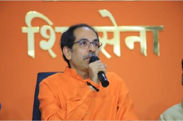 पाऊसही म्हणतोय मी पुन्हा येईन, उद्धव ठाकरेंच्या कानपिचक्या