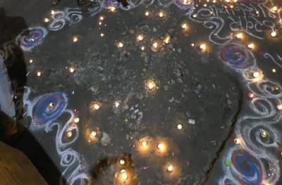 खड्ड्यात पाठ, पाठाभोवती दिवे, मनसेचं अनोखं दिवाळी आणि भाऊबीज सेलिब्रेशन