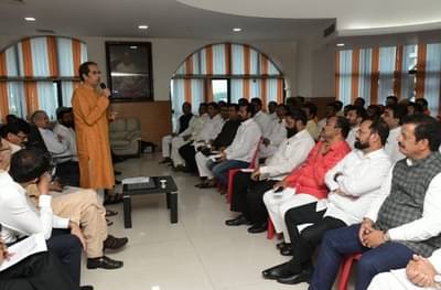 शिवसेना मुख्यमंत्रिपदावर ठाम, उद्धव ठाकरेंचा निर्धार कायम