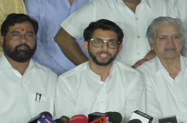 मेट्रो कारशेडची जागा राज्य सरकारचीच; आदित्य ठाकरेंचा दावा