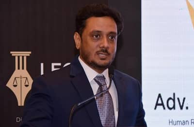 शेळ्या-मेंढ्या चारल्या म्हणून गुन्हे दाखल करणं थांबवा : असीम सरोदे