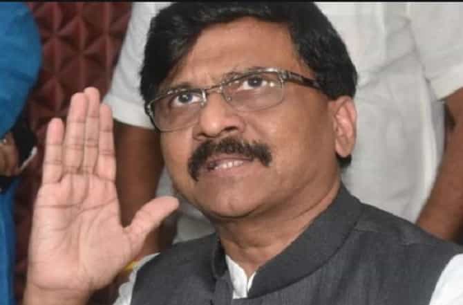 राष्ट्रपती राजवटीत 105 किंकाळ्या आणि वेड्यांचा घोडेबाजार, सामनातून भाजपवर टीकास्त्र