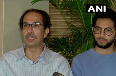 भाजपच्या शुभेच्छा स्वीकारल्या, आम्ही आघाडीसोबत जातोय : उद्धव ठाकरे