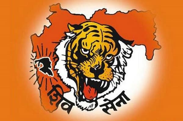 महापौर विरुद्ध आयुक्त वादाला आता नवं वळण; आक्रमक भूमिकेवरुन शिवसेनेतच दुही