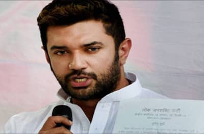 शिवसेनेला ठेच, लोजप शहाणा, चिराग पासवान यांचा भाजपला धक्का