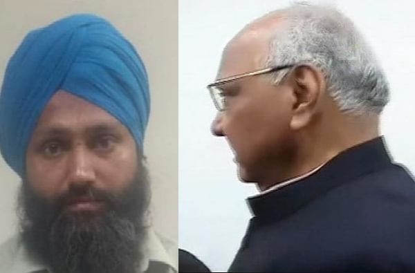 शरद पवारांवर हल्ला करणारा आठ वर्षांनी अटकेत शरद पवारांवर हल्ला करणारा आठ वर्षांनी अटकेत