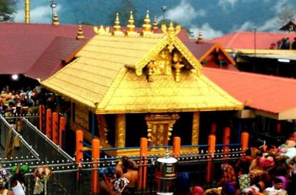 शबरीमाला मंदिर महिला प्रवेश : सात न्यायाधीशांच्या खंडपीठाकडे केस सुपूर्द शबरीमाला मंदिर महिला प्रवेश : सात न्यायाधीशांच्या खंडपीठाकडे केस सुपूर्द