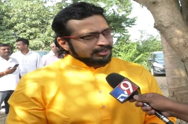 शिवसेनेतून राष्ट्रवादीत आलेले खासदार अमोल कोल्हे महाशिवआघाडीवर म्हणतात...