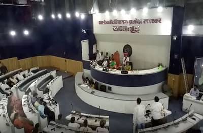 ठरल्याप्रमाणे महापौरपद द्या, भाजपची मागणी, आपलं ठरलंच नव्हतं, शिवसेनेकडून हात वर