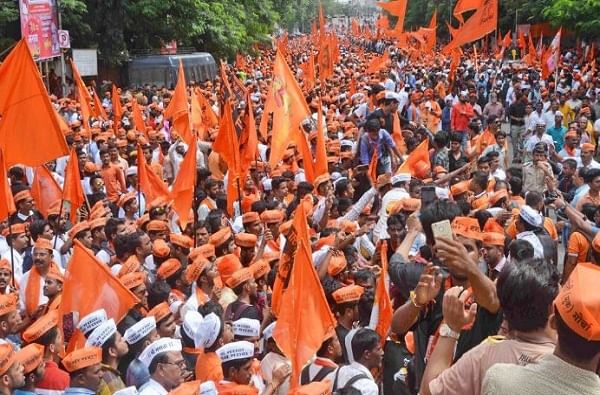 Maratha Reservation | सर्वोच्च न्यायालयात अंतरिम स्थगितीनंतर मराठा समाज आक्रमक, मुंबईत 18 ठिकाणी ठिय्या आंदोलन