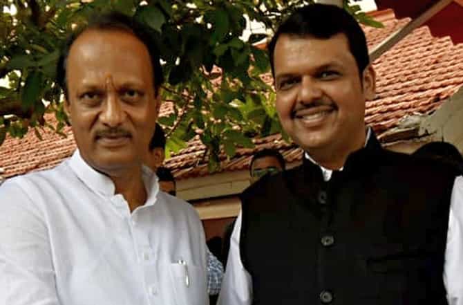 फडणवीस-पवारांचं मंत्रिमंडळ इतकं मोठं आहे की त्यांना एकमेकांना भेटण्याशिवाय पर्याय नाही
