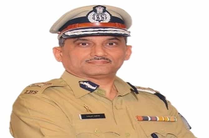 मुंबई पोलिस आयुक्त संजय बर्वे यांना दुसऱ्यांदा तीन महिन्यांची मुदतवाढ