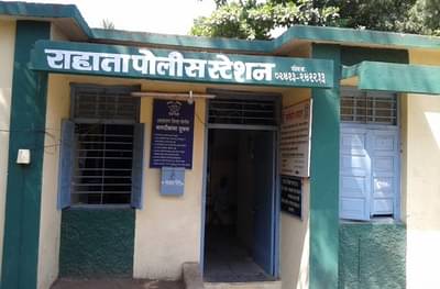 लग्नाच्या हॉलमधून 17 तोळे सोनं चोरीला, शिर्डीत धक्कादायक प्रकार