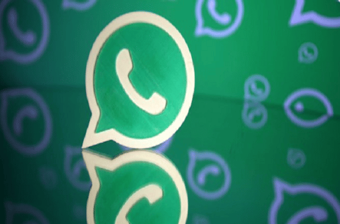 Whatsapp वर नववर्षाच्या शुभेच्छा लिंक पाठवून फसवणूक, अनेकांना लुबाडलं