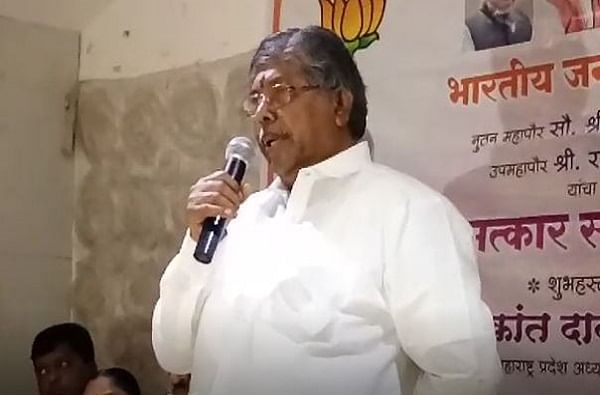 औरंगाबादचं नामकरण संभाजीनगर झालंच पाहिजे : चंद्रकांत पाटील औरंगाबादचं नामकरण संभाजीनगर झालंच पाहिजे : चंद्रकांत पाटील