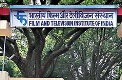 एफटीआयआय आणि एसआरएफटीआय यापुढे सर्वसामान्यांच्या आवाक्याबाहेर?