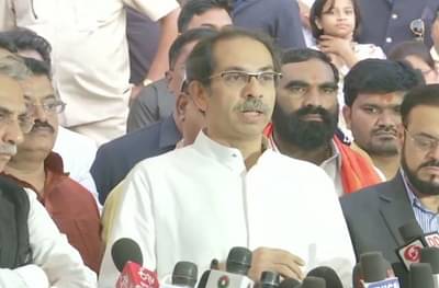 घाबरु नका, महाराष्ट्रातील जनतेच्या हक्काच्या रक्षणासाठी राज्य सरकार समर्थ : मुख्यमंत्री