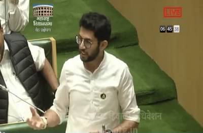 उद्धव ठाकरेंकडून कर्जमाफीची घोषणा, आदित्य ठाकरे म्हणतात...