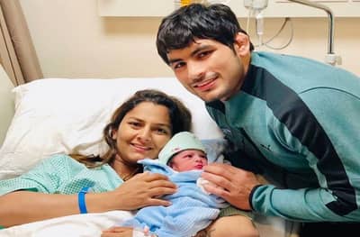 धाकड गर्ल गीता फोगट आई झाली!