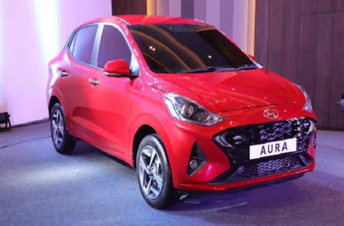 Hyundai Aura बुक करा केवळ 10 हजारात