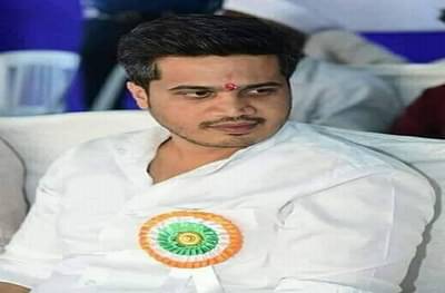 JNU Attack : शांततेतील आंदोलन बघवत नाही का? : रोहित पवार