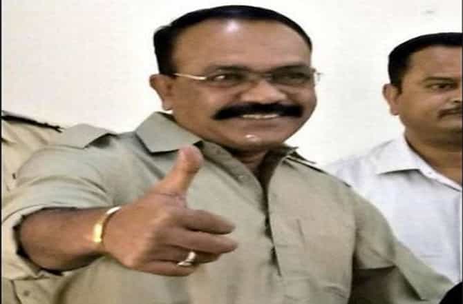 DIG मोरेंकडून तरुणीचा विनयभंग प्रकरण, मुख्यमंत्र्यांच्या ड्रायव्हरच्या नावे पीडित कुटुंबाला धमकी