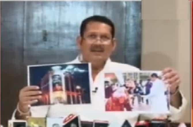 सेनाभवनावर शिवरायांचा फोटो खाली, बाळासाहेबांचा वर का? शिवसेना नाव काढून ठाकरे सेना करा : उदयनराजे
